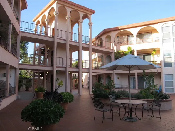 2035 4th St Unit 202C, Santa Monica, CA 90405