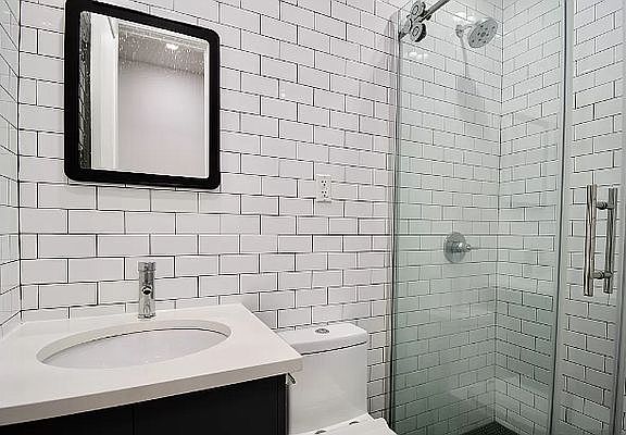 4th image of 584 Quincy St #5