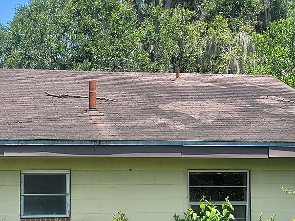 4th image of 569 NW Long St