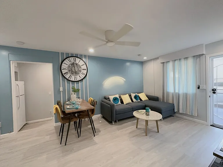 3368 Maunaloa Ave — Photo 2