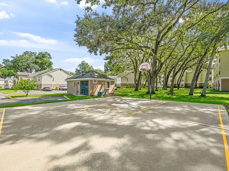 Park Avenue Villas — Photo 6