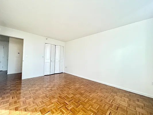 Rented by Addison Property Group | media 5