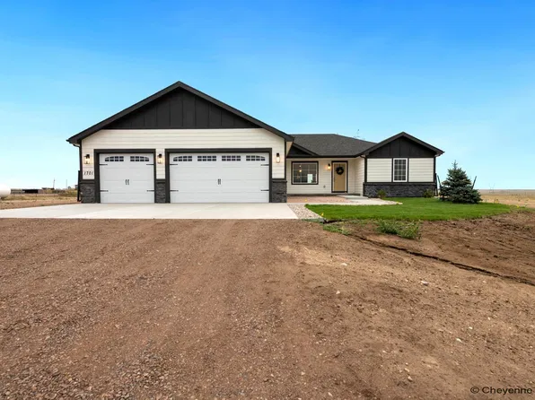 3659 Sky Train Dr, Cheyenne, WY 82009