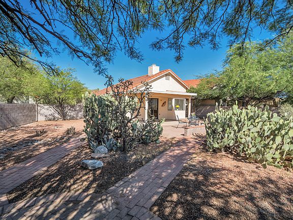 5th image of 8937 N Ferber Ct