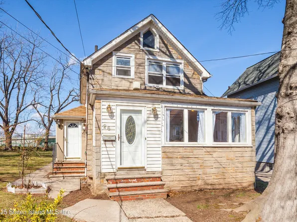 26 Trantor Pl, Staten Island, NY 10302