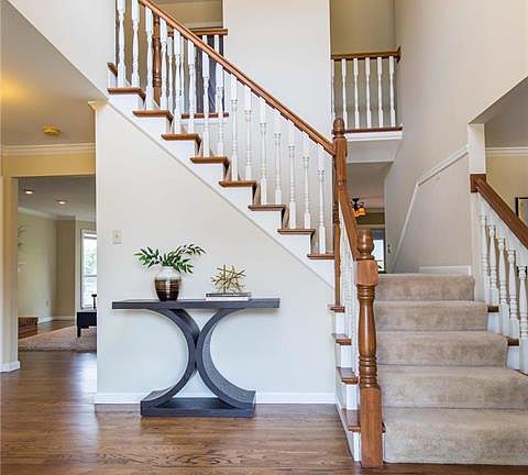 2nd image of 16710 Deveronne Cir