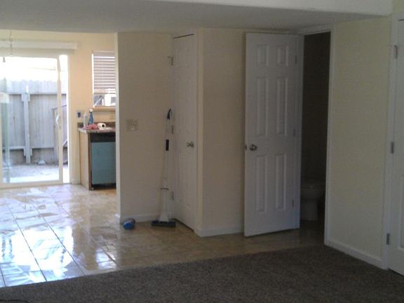 dining and 1/2 bath area