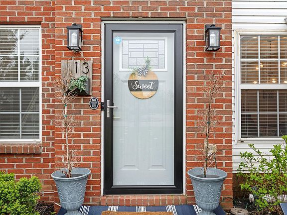 5th image of 213 Keene Crossing Dr