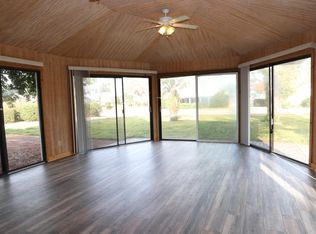 305 Wahoo Rd, Panama City Beach, FL 32408