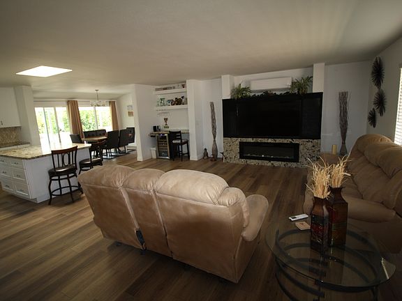 2nd image of 10309 W Twin Oaks Dr