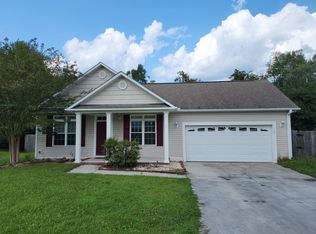 116 Wild Oak Dr, Bogue, NC 28570