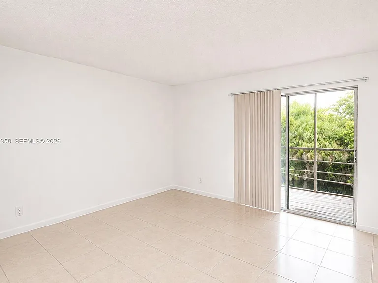 2634 NW 60th Way #179 — Photo 2