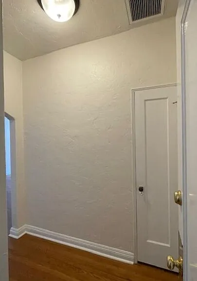 444 N Sycamore Ave #8 — Photo 10