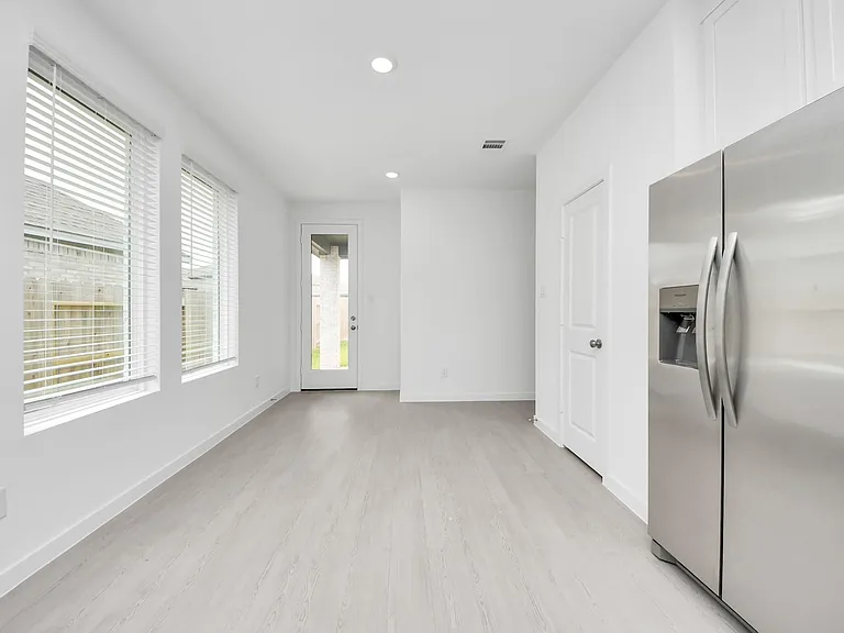 1062 Blue Stone Dr — Photo 31