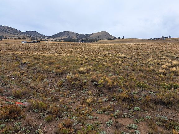 2nd image of 318 Basin View Road