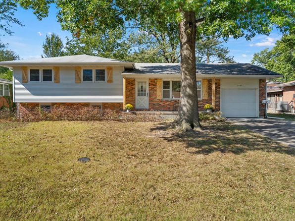 2107 Garden Dr