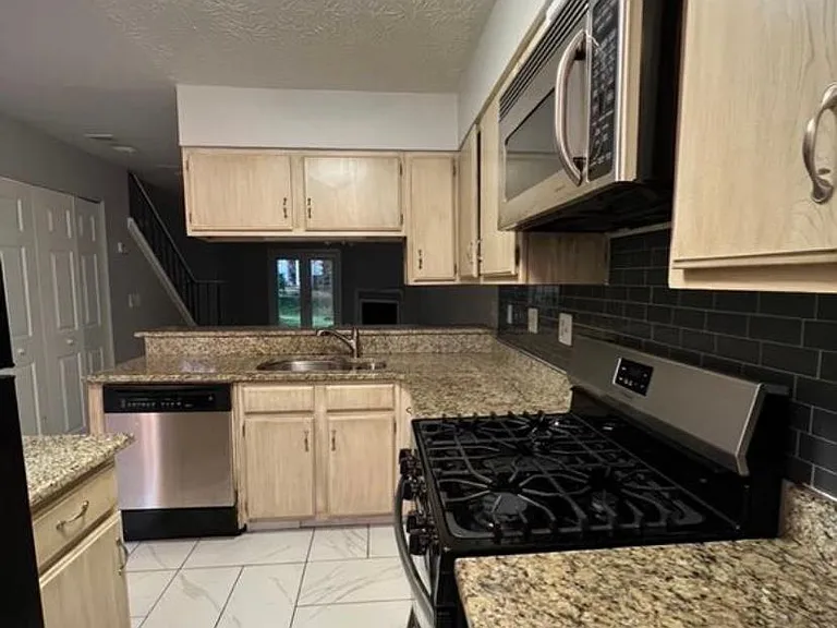 6650 Ramsgate Way — Photo 1