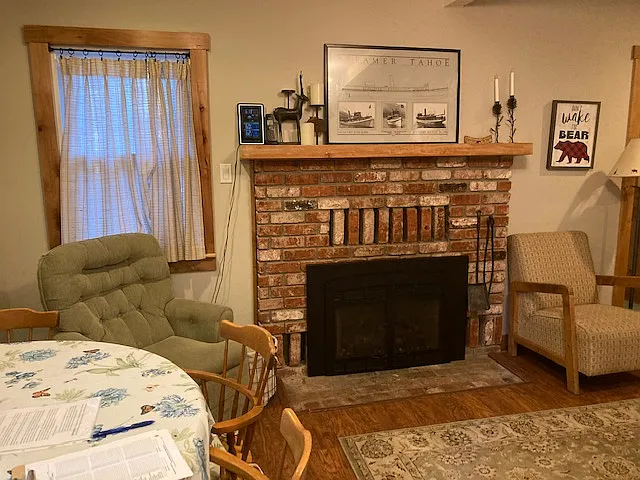 385 Fountain Ave — Photo 2