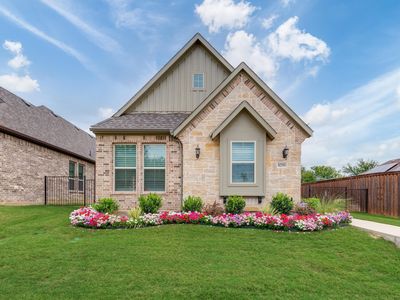 8259 Ne Pkwy, North Richland Hills, TX, 76182