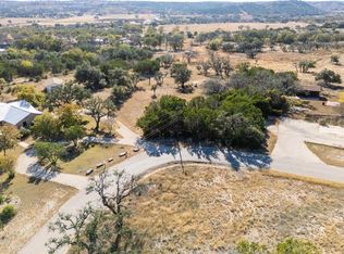 160 Roundabout Ln, Kerrville, TX 78028