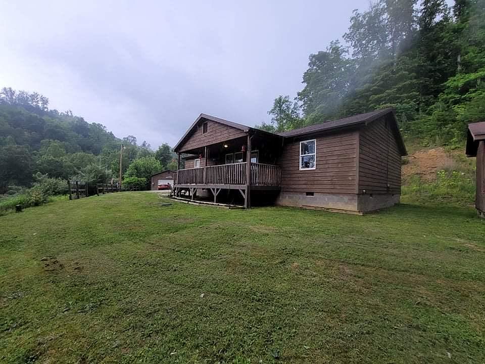 292 Bush Cemetery Rd, Bulan, KY 41722 | Zillow