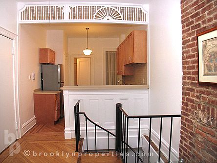 3rd image of 904 Union St APT 1B