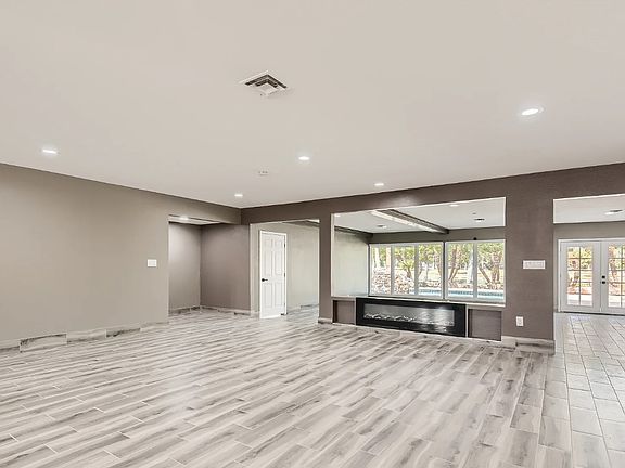 5th image of 3808 Fairway Cir