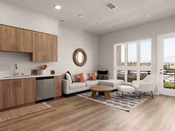 2nd image of 427 W Bencamp St #508