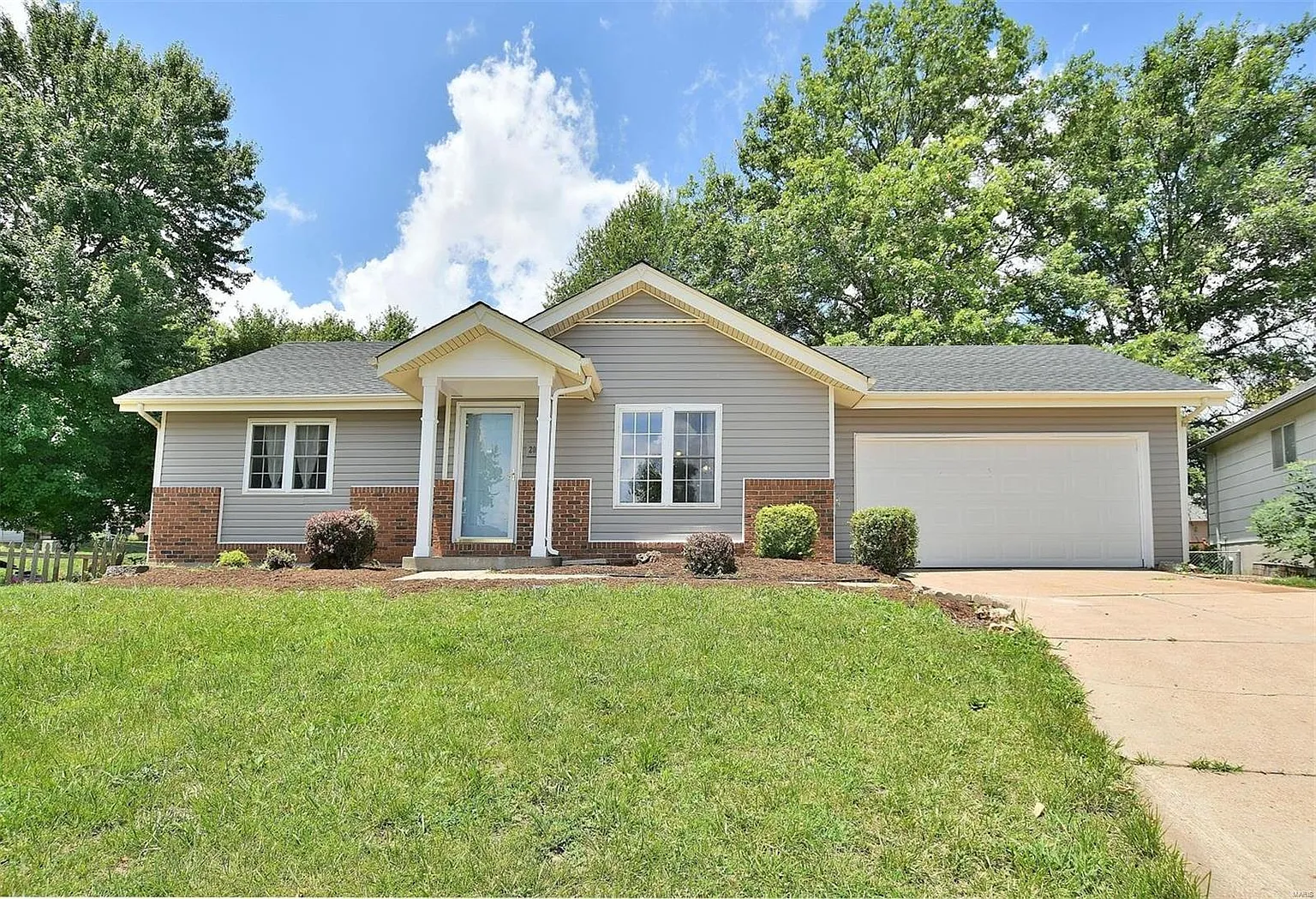2006 Monks Hollow Dr photo 1