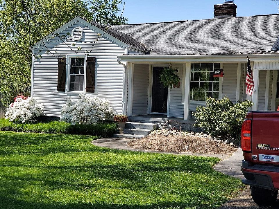 1st image of 209 Colonial Dr