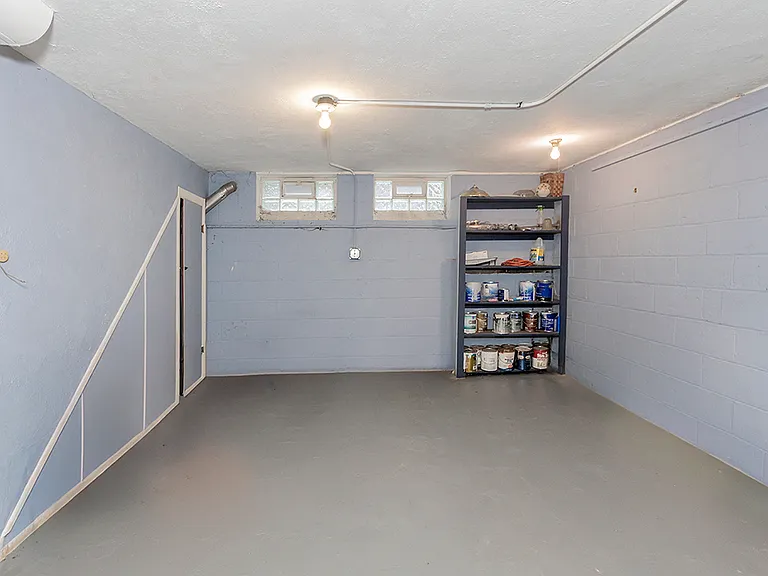 19825 Winslow Rd #2 — Photo 25