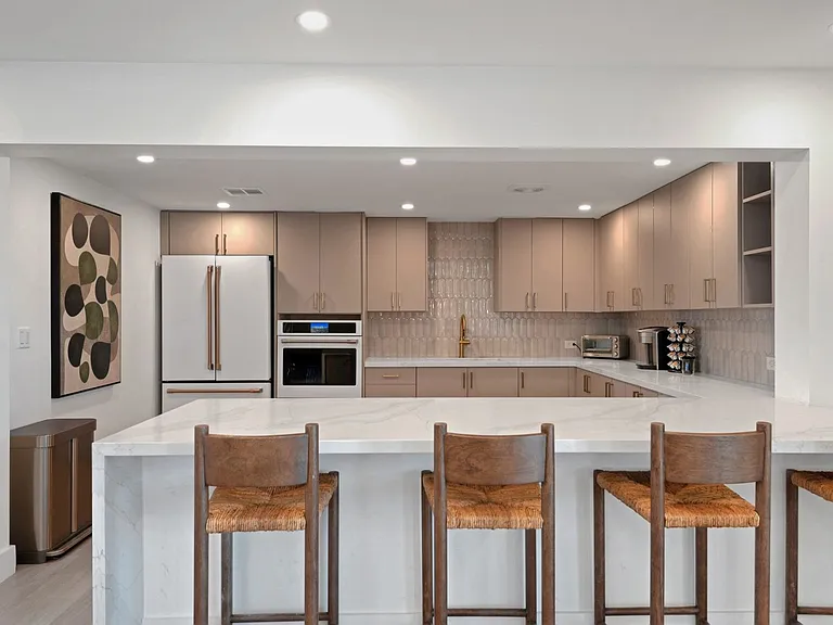 2050 W Dunlap Ave #L286 — Photo 11