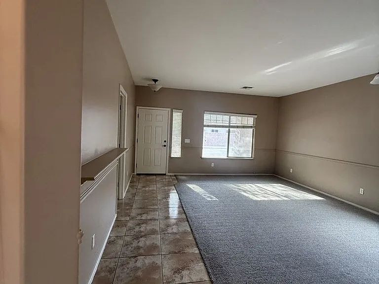 22165 N Celtic Ave — Photo 9