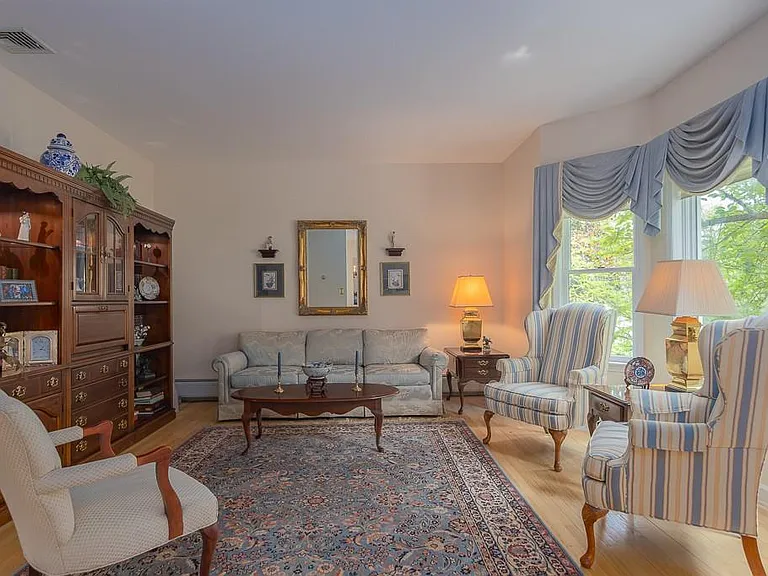 35 Pyngyp Rd — Photo 6