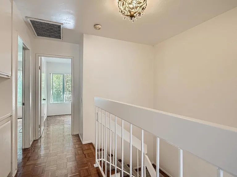 3253 Caminito Eastbluff — Photo 24