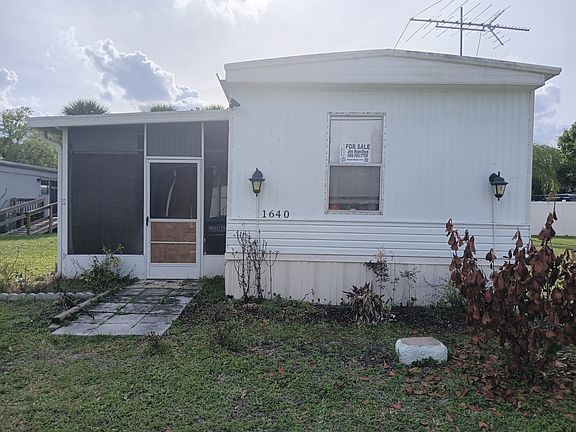 2nd image of 1640 Moonbeam Dr