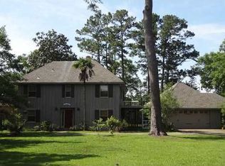 8312 Maunalani Pl, Diamondhead, MS 39525