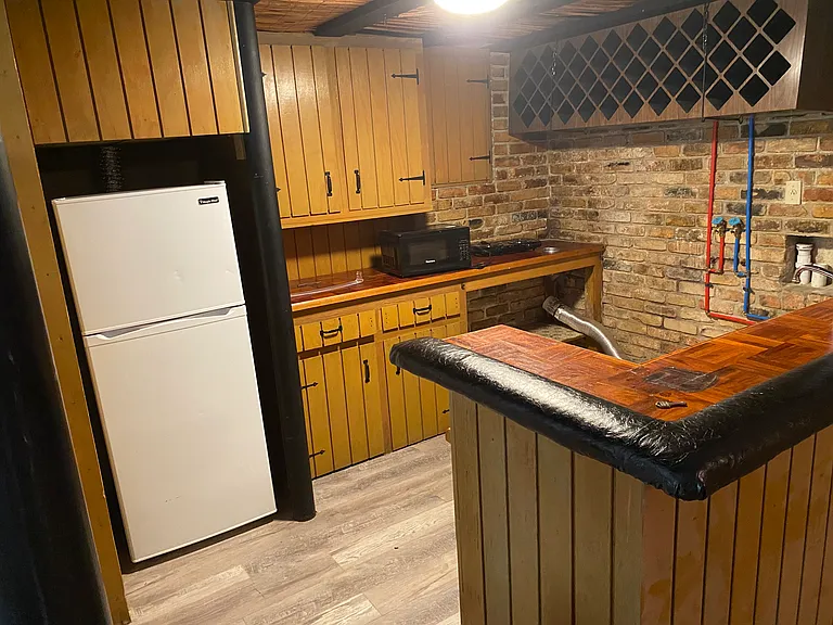 2071 E Roxboro Rd NE #B — Photo 4