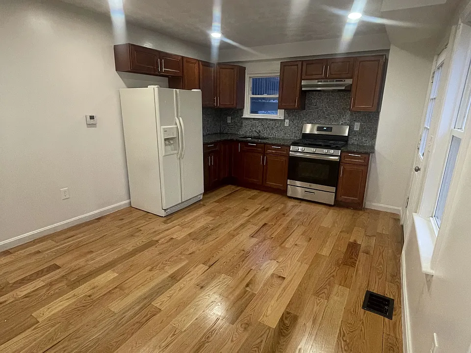 3 Magnolia Ct #1
