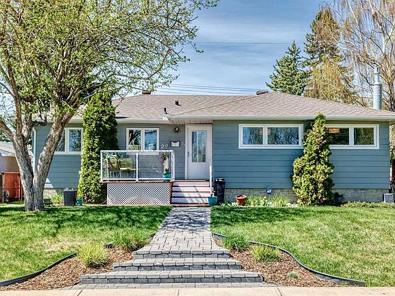 2nd image of 29 E Chisholm Cres NW