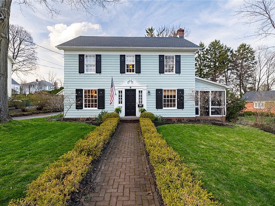 1st image of 9 Elmbrook Dr