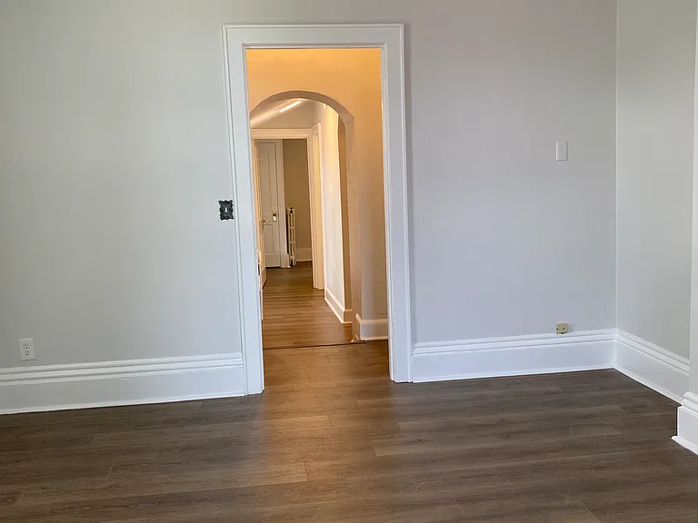 2709 Sommers Ave #22 — Photo 8