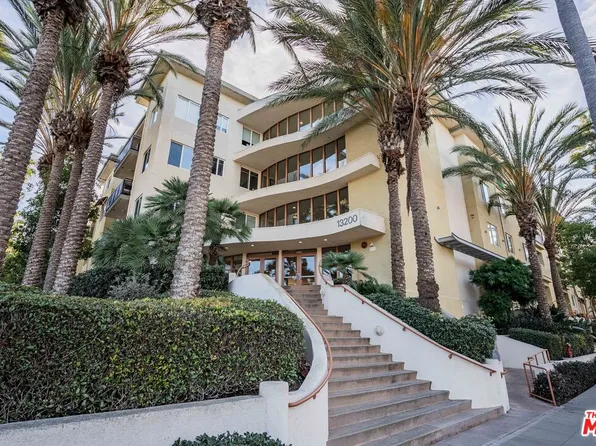 13200 Pacific Promenade, Playa Vista, CA