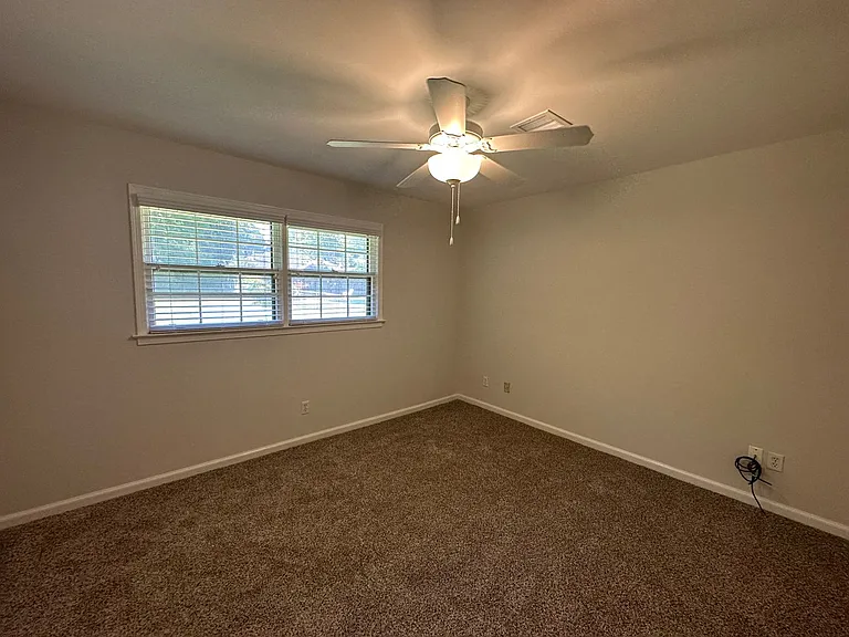 3906 Dalraida Pl — Photo 25