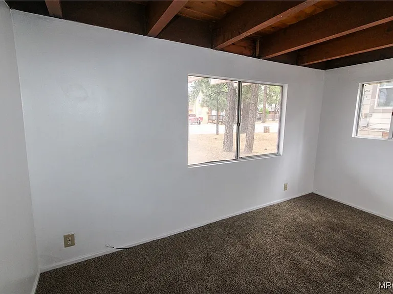 436 W Mojave Blvd — Photo 9