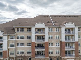 9421 Warrens Way, Wanaque, NJ 07465