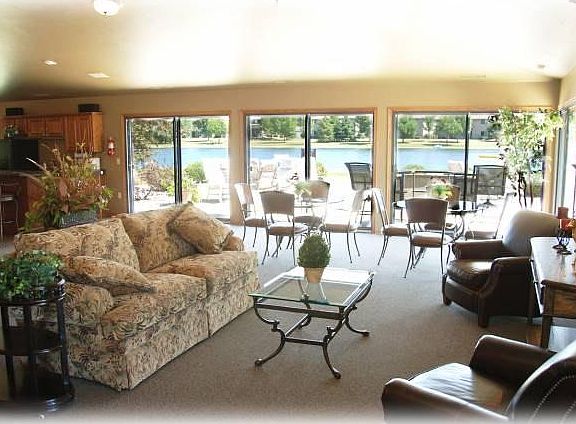Clubhouse Side 1