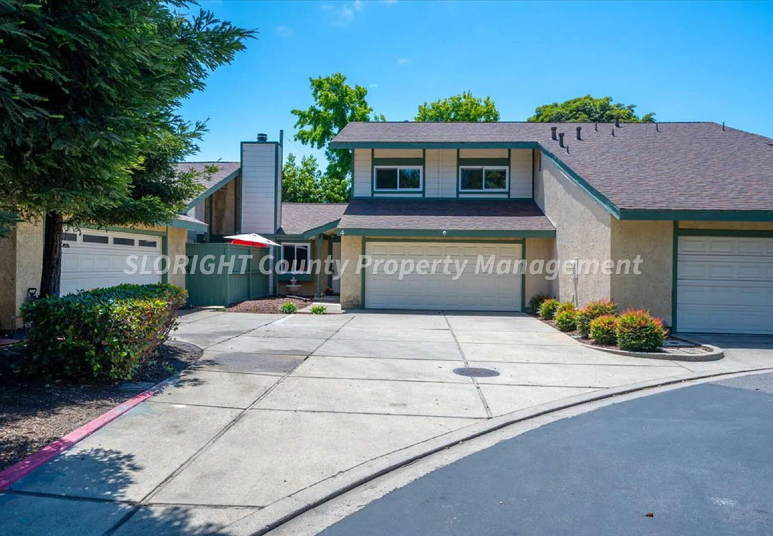 3 bed, 1.5 bath, 1239 sqft, $3,250 — Photo 1