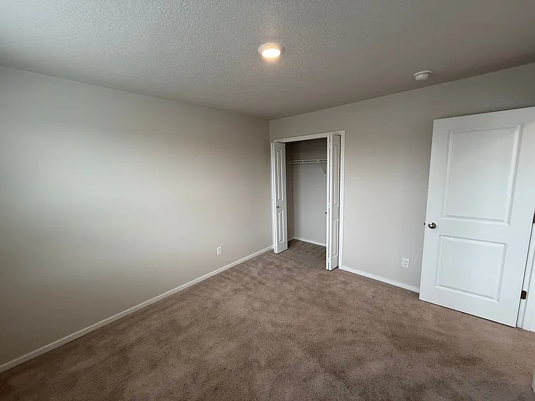 4833 Thyme Ave NE — Photo 20