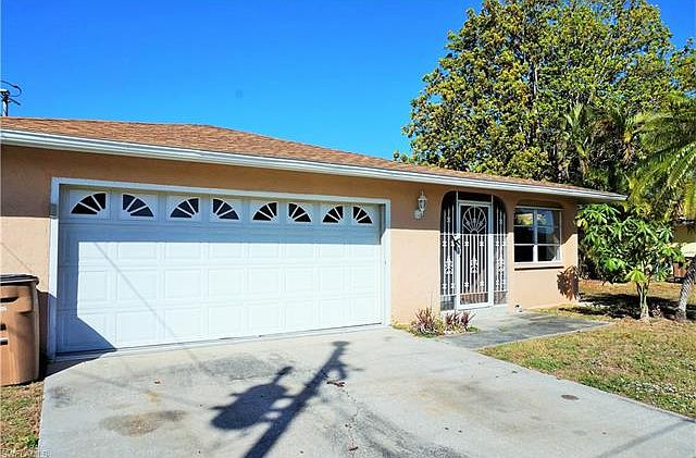 1st image of 1315 SE 18th Ter